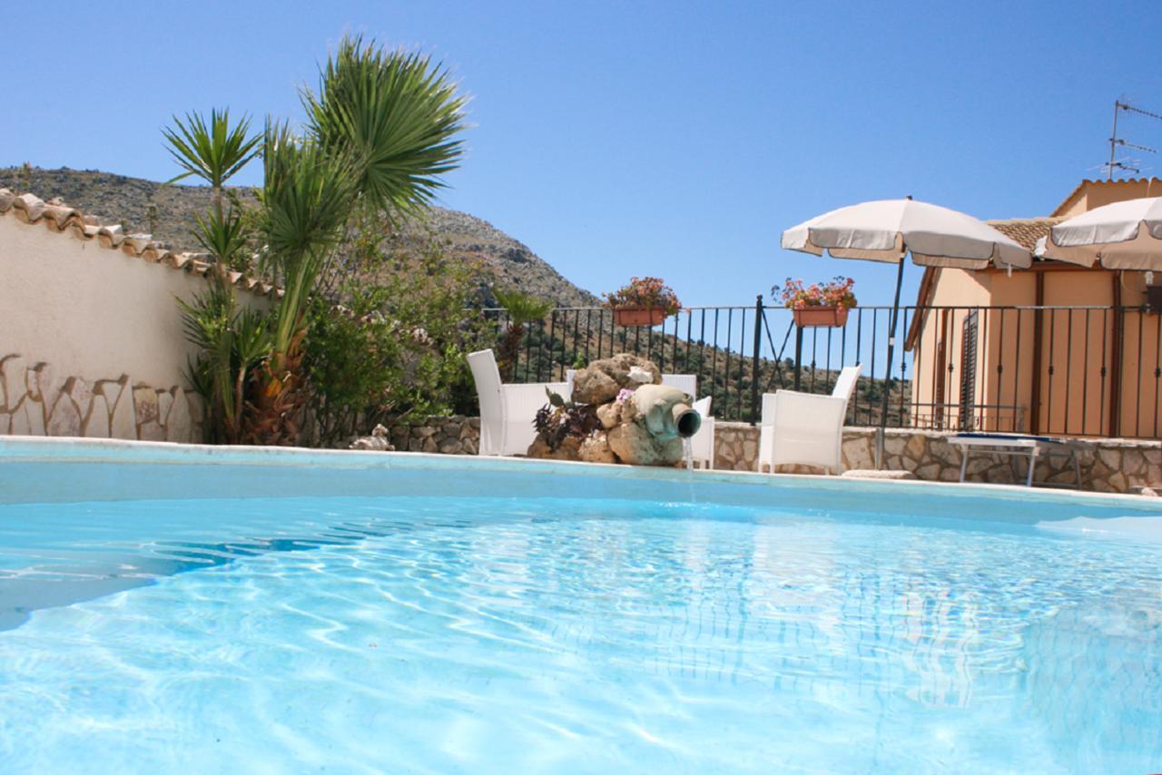 Casa Vacanze Il Cortile Custonaci Zewnętrze zdjęcie